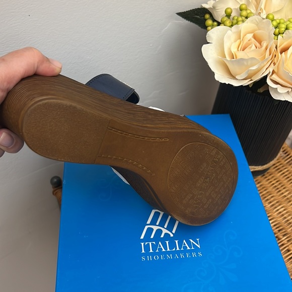 Italian Shoemakers, Sydnie Style - Picture 6 of 6